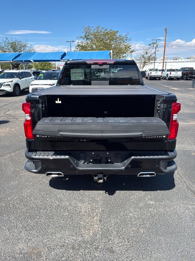 Used 2024 Chevrolet Silverado 1500 High Country w/ High Country Premium Package AWD/4WD image 6