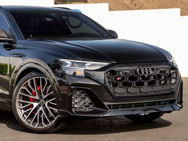 Used 2026 Audi SQ8 Prestige AWD/4WD image 5