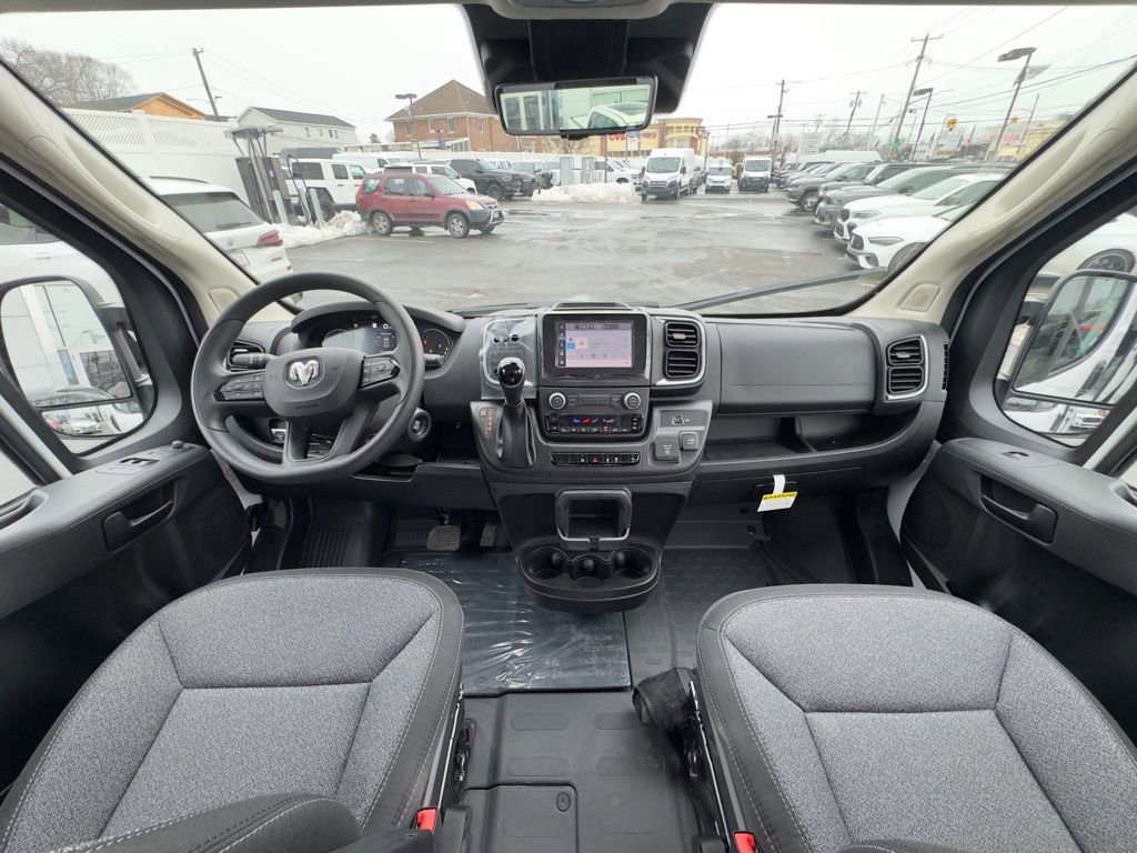 Used 2025 RAM ProMaster 3500 w/ Quick Order Package 22G SLT FWD image 12