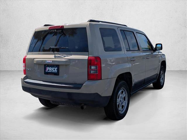 Used 2016 Jeep Patriot Sport w/ Power Value Group image 5