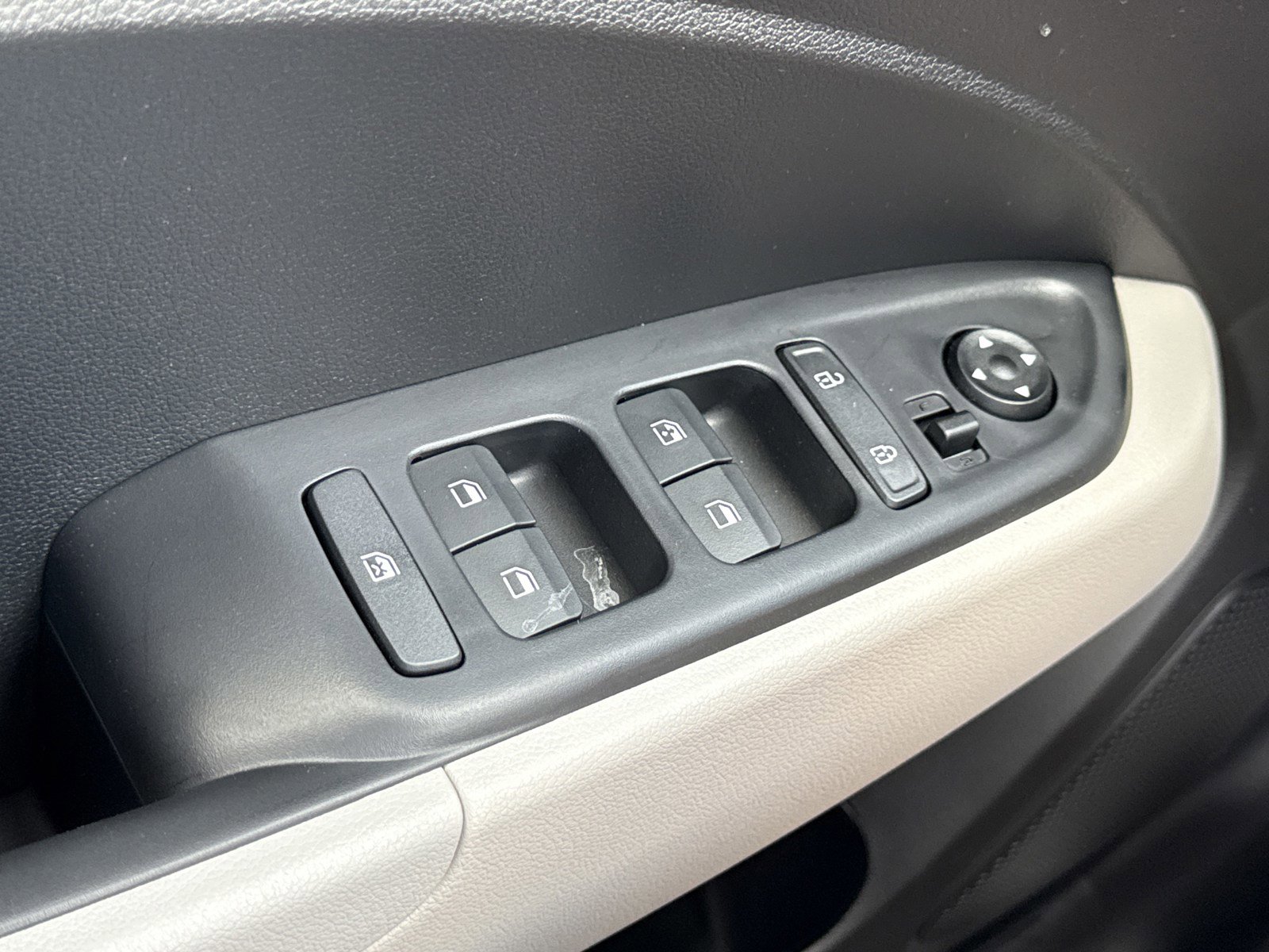 New 2026 Hyundai Venue SEL image 16