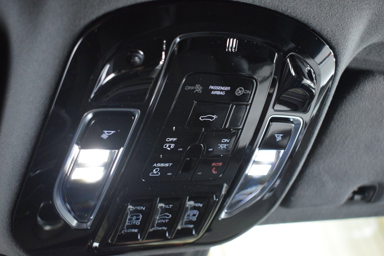 New 2025 Maserati Grecale Folgore image 39