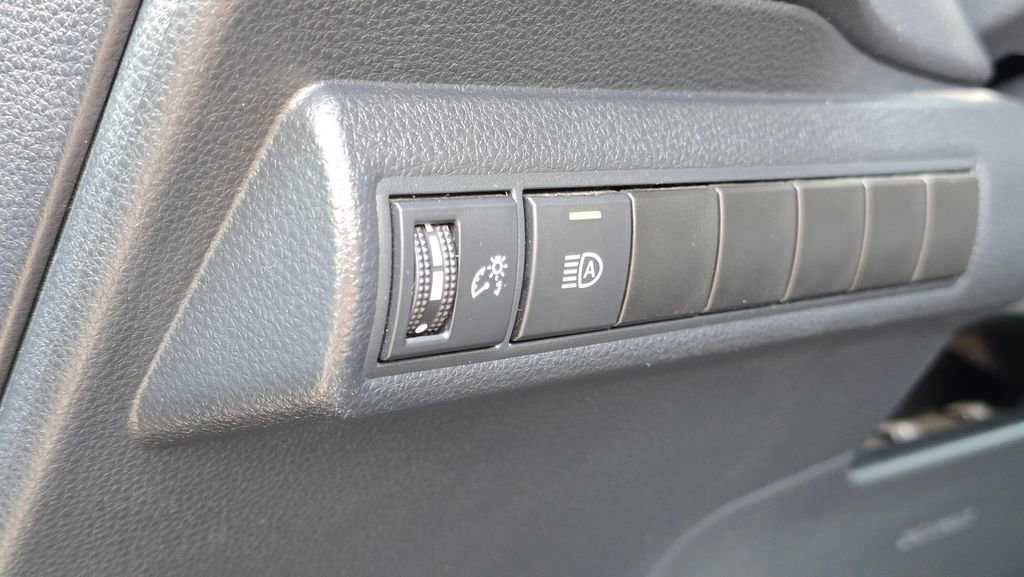 Used 2022 Toyota Corolla XSE w/ Carpet Mat Package (TMS) image 25