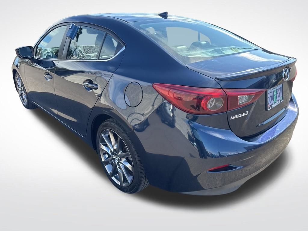 Used 2018 MAZDA MAZDA3 Grand Touring w/ Premium Equipment Package image 5