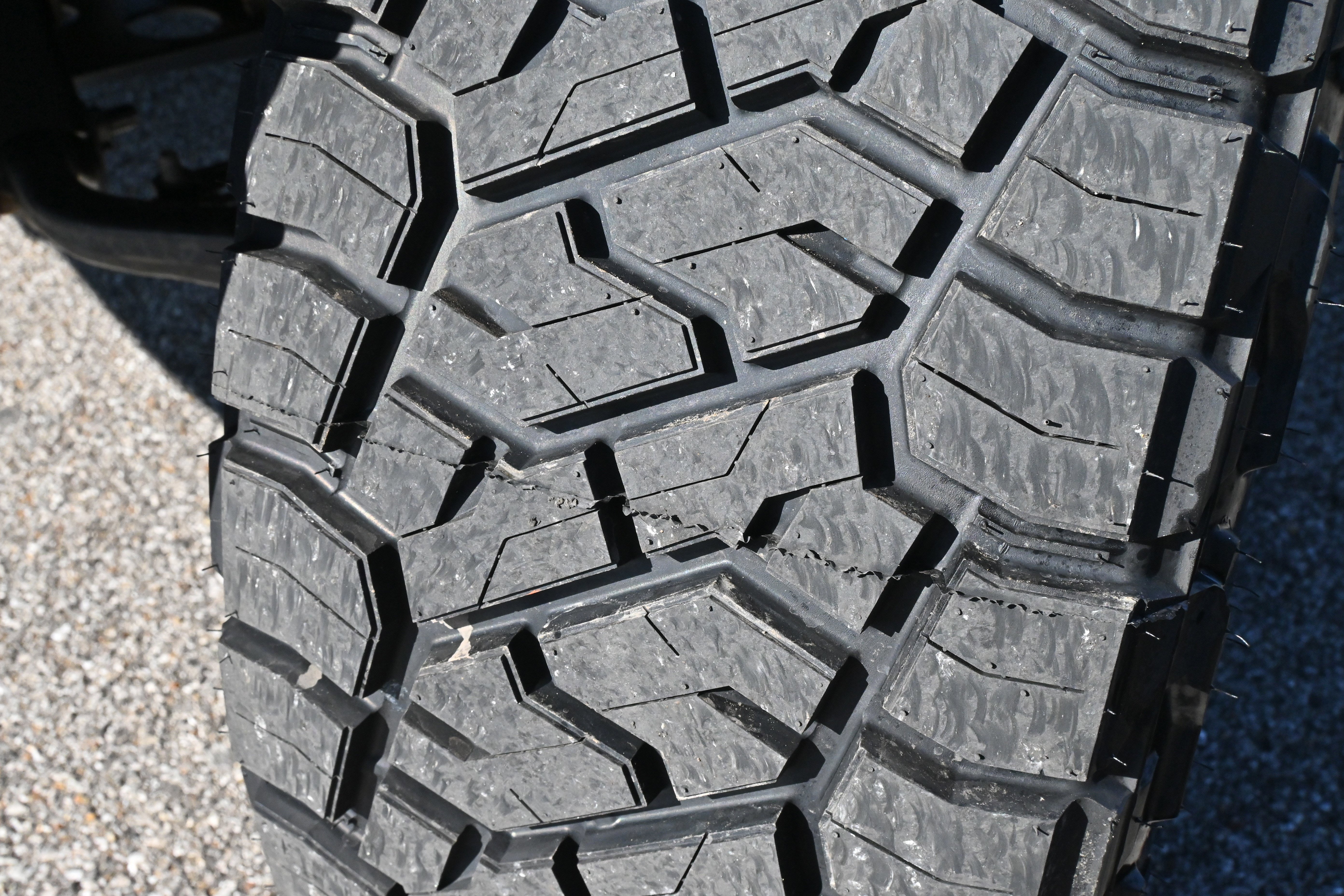 Used 2024 GMC Sierra 1500 AT4 w/ Technology Package image 14