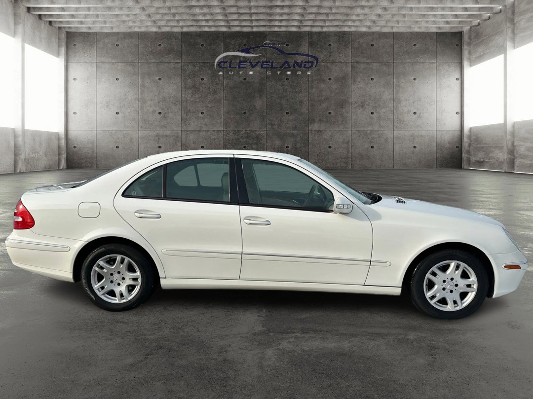 Used 2006 Mercedes-Benz E 350 4MATIC Sedan image 2