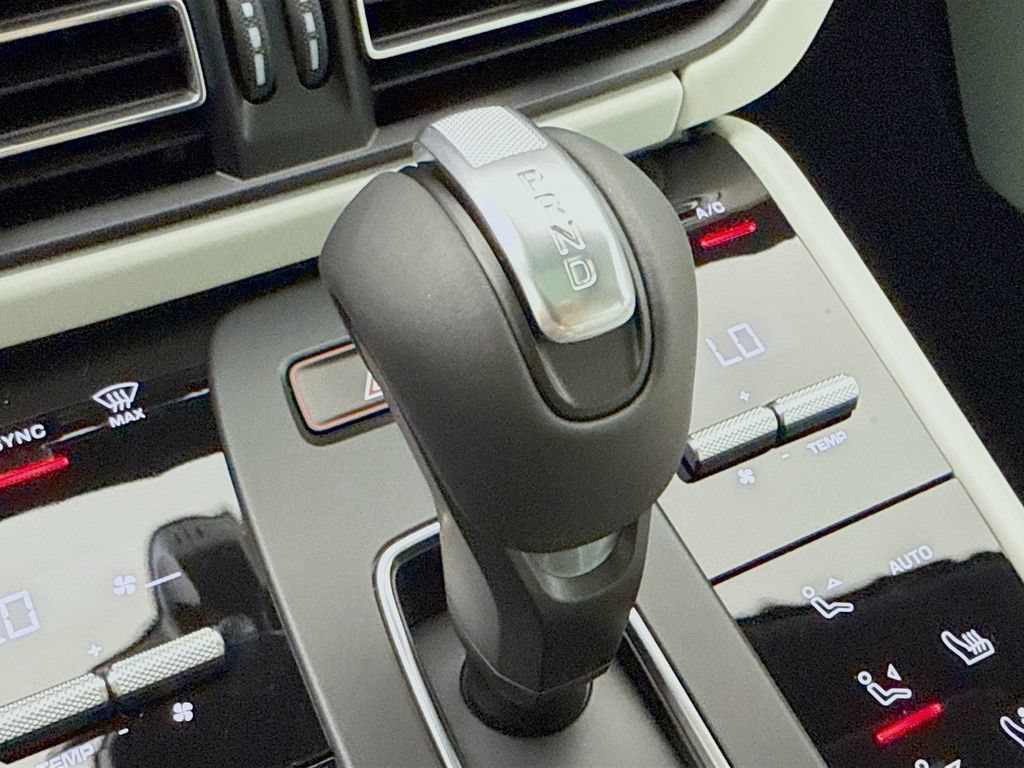 New 2026 Porsche Macan S AWD/4WD image 23