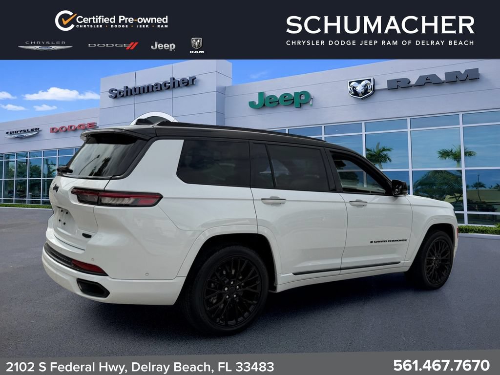 Used 2023 Jeep Grand Cherokee L Summit AWD/4WD image 7