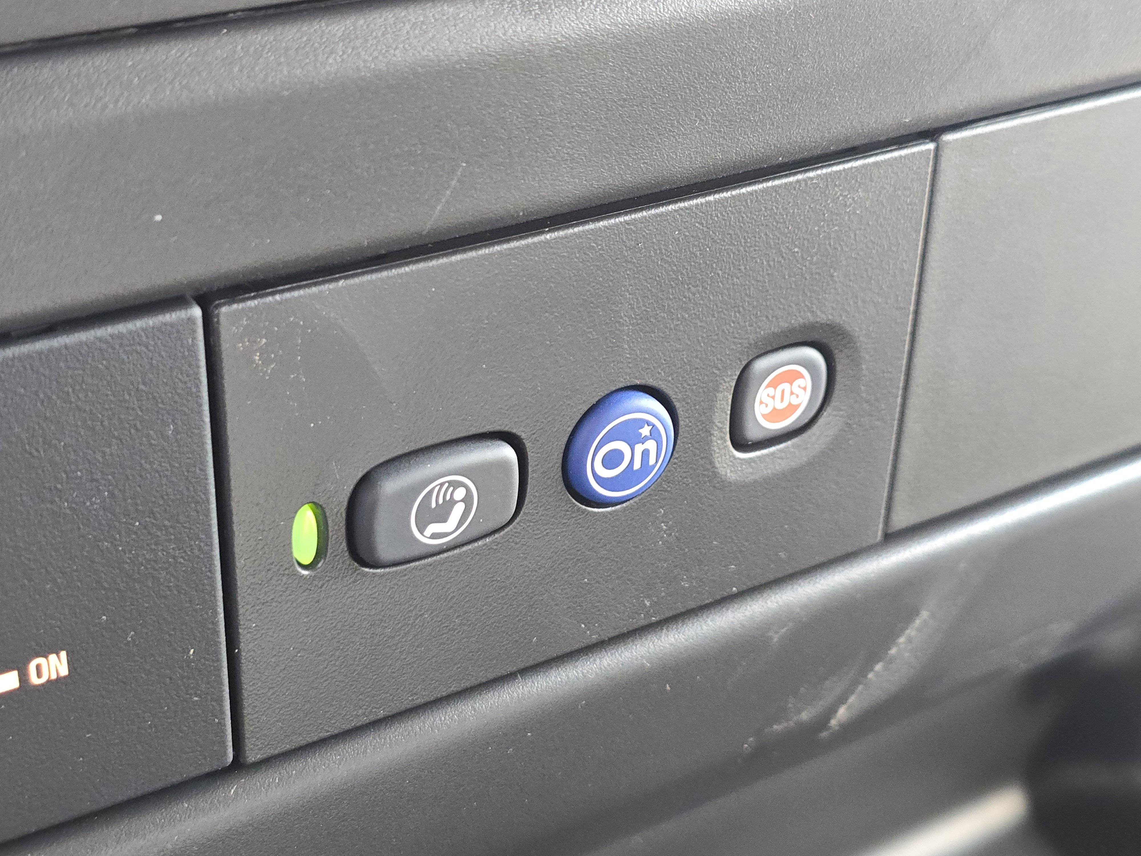 New 2025 Chevrolet Express 3500 Extended w/ Driver Convenience Package image 32