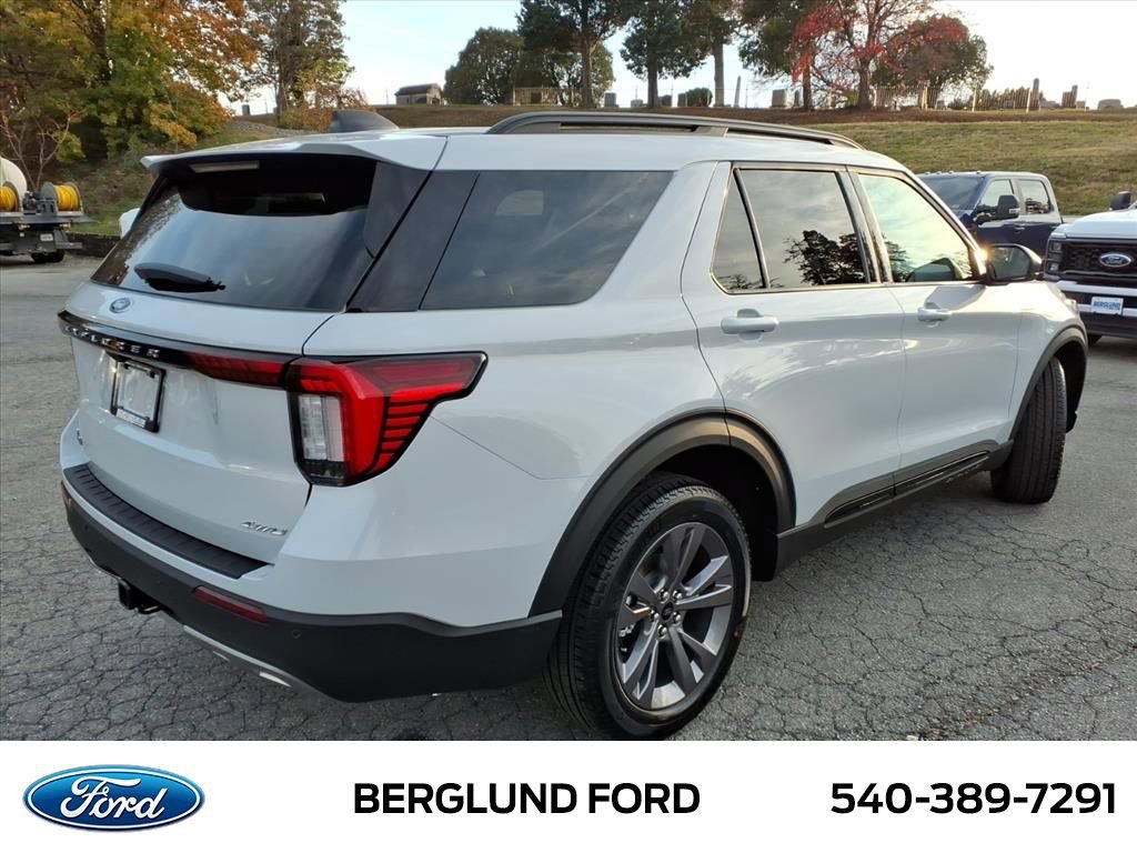New 2026 Ford Explorer Active w/ Active Comfort Package AWD/4WD image 5