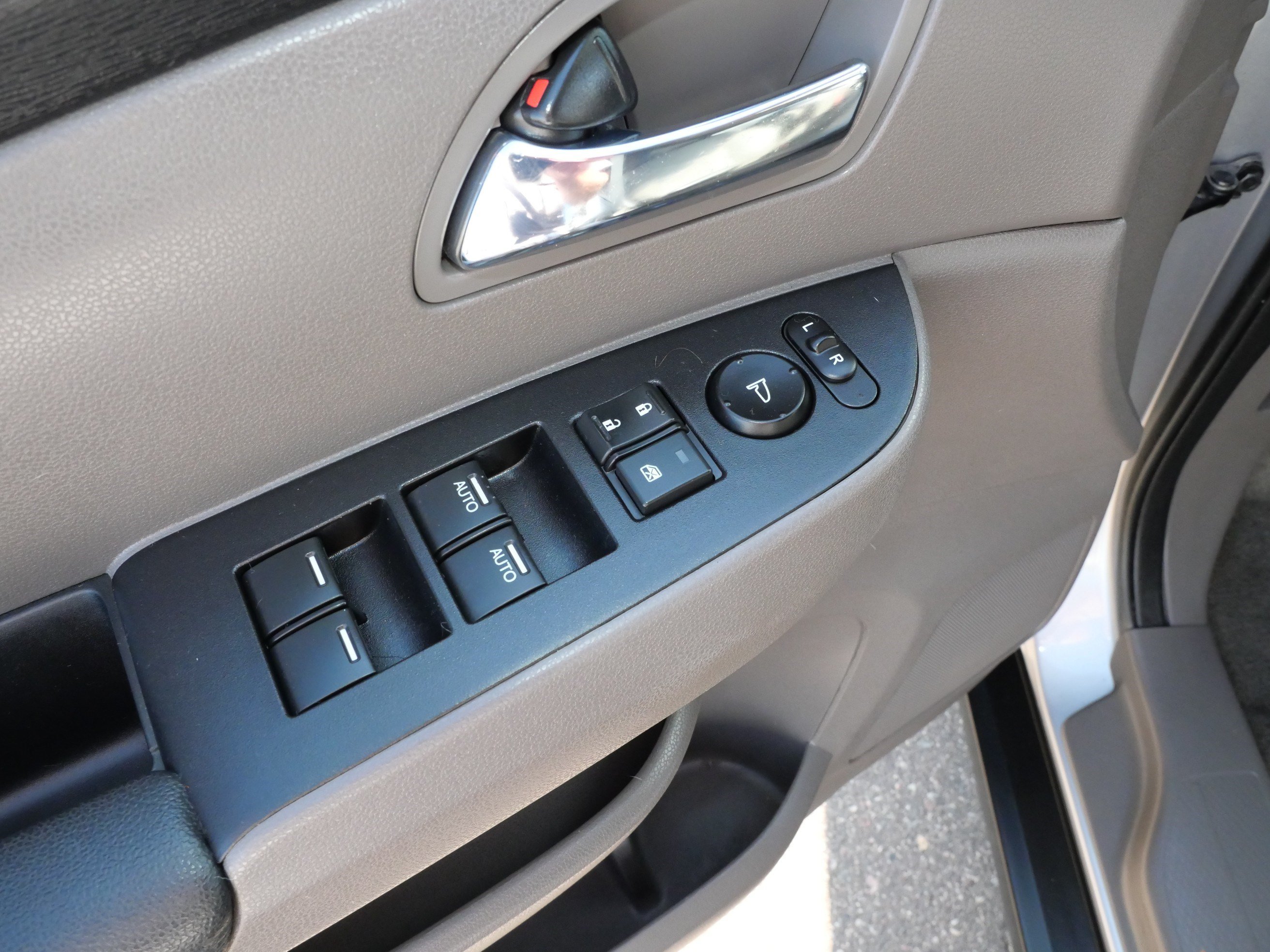 Used 2016 Honda Odyssey EX-L image 19