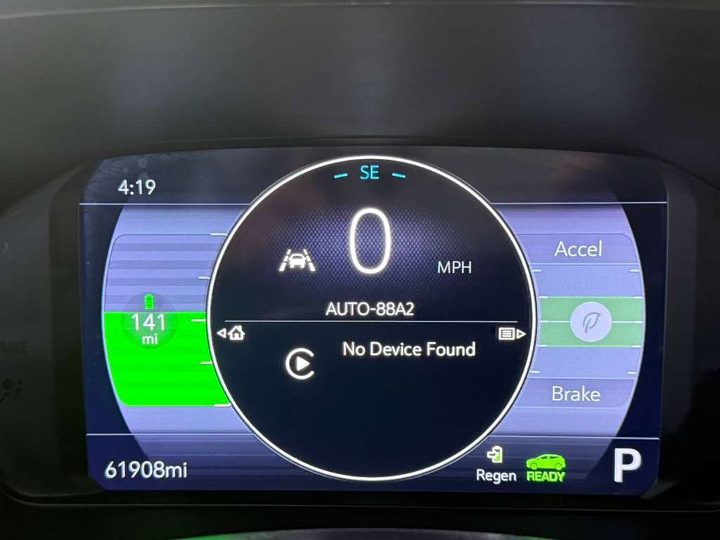 Used 2023 Chevrolet Bolt EUV LT FWD image 15