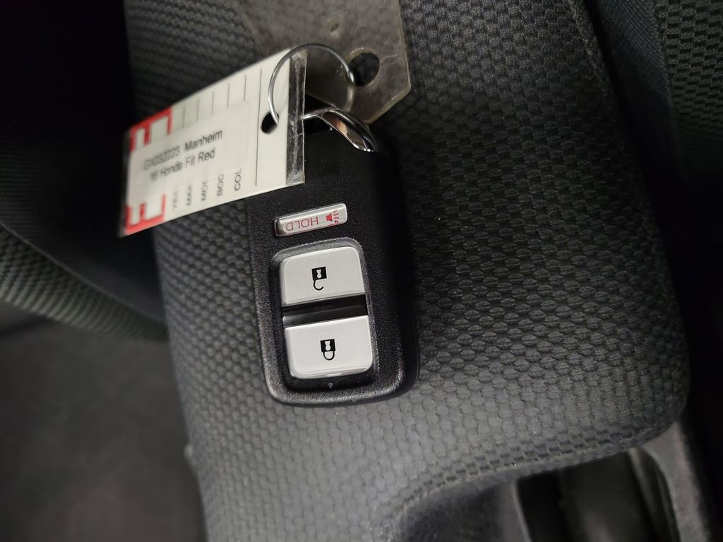 Used 2016 Honda Fit EX image 17