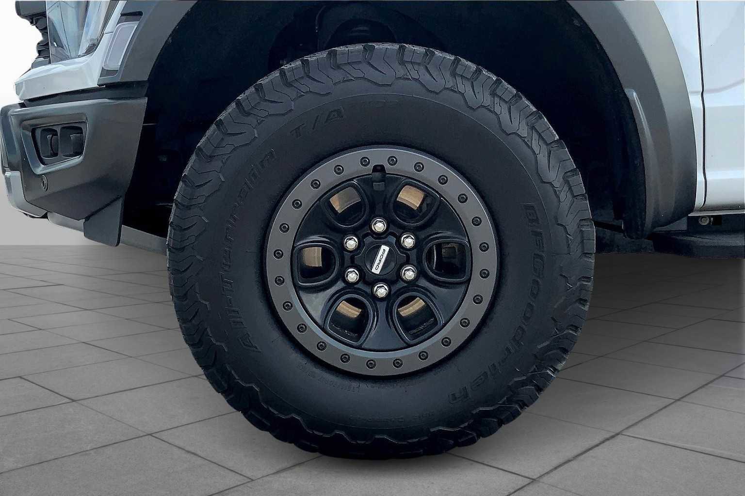 Certified 2023 Ford F150 Raptor w/ Raptor Carbon Fiber Package image 10