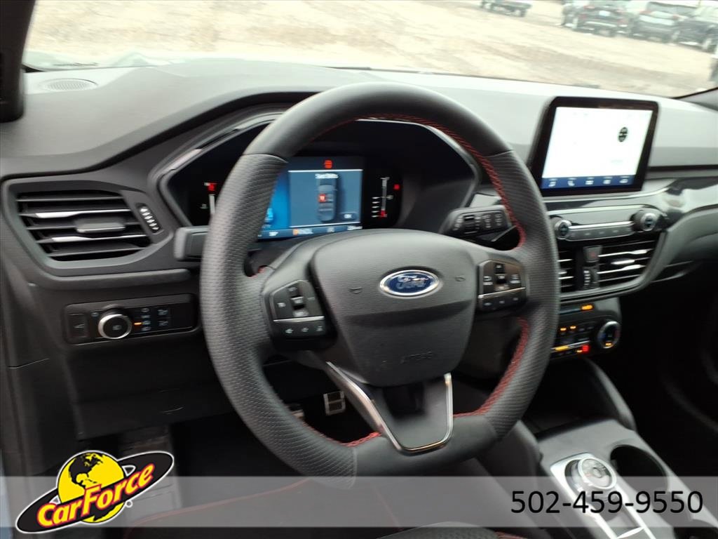 Used 2023 Ford Escape ST-Line Select image 21