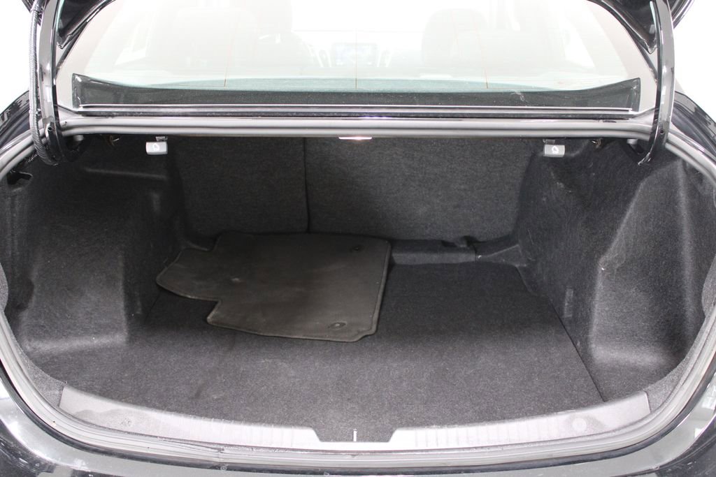 Used 2024 Chevrolet Malibu LT image 16