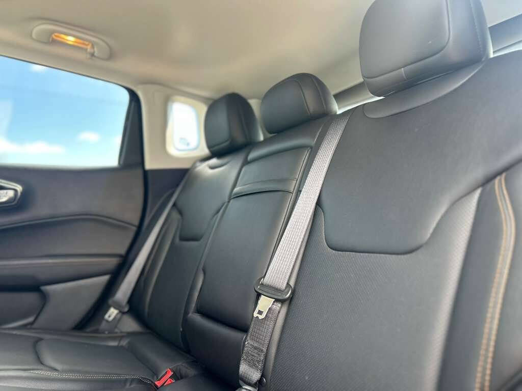 Used 2017 Jeep Compass Limited AWD/4WD image 16