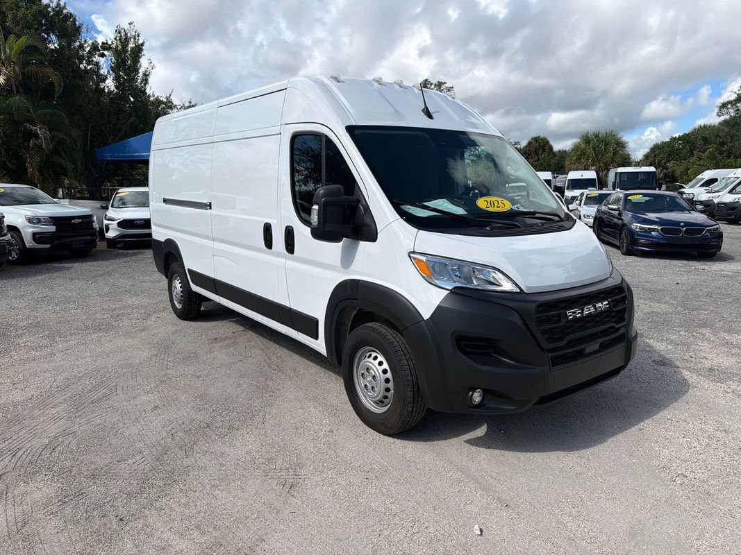Used 2025 RAM ProMaster 2500 w/ Convenience Group FWD image 7