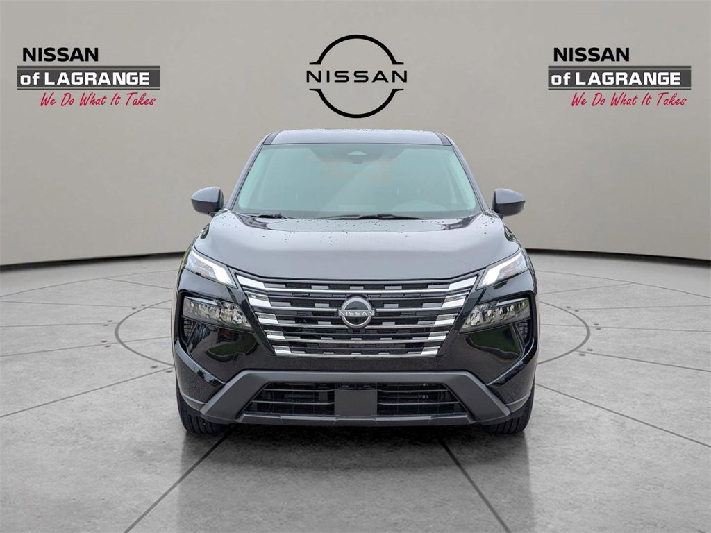 New 2026 Nissan Rogue S image 2