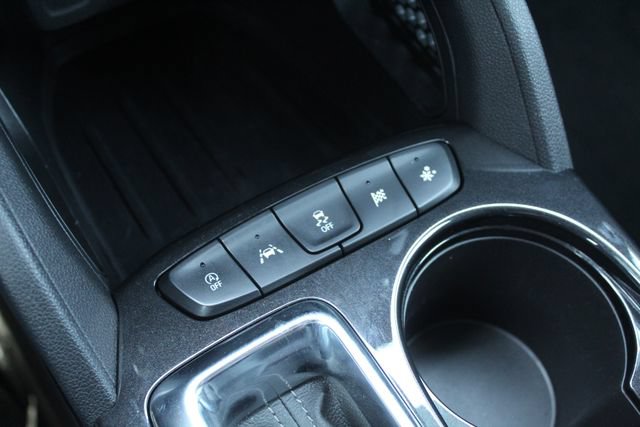 Used 2025 Chevrolet TrailBlazer ACTIV FWD image 28