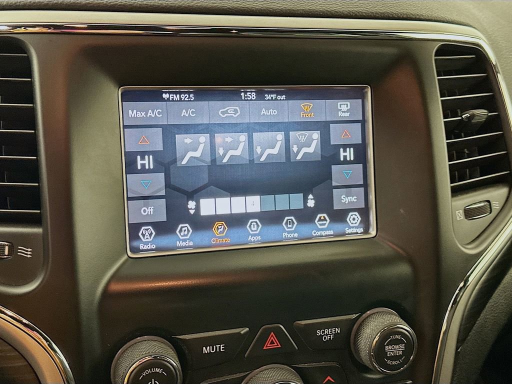 Used 2019 Jeep Grand Cherokee Laredo image 21