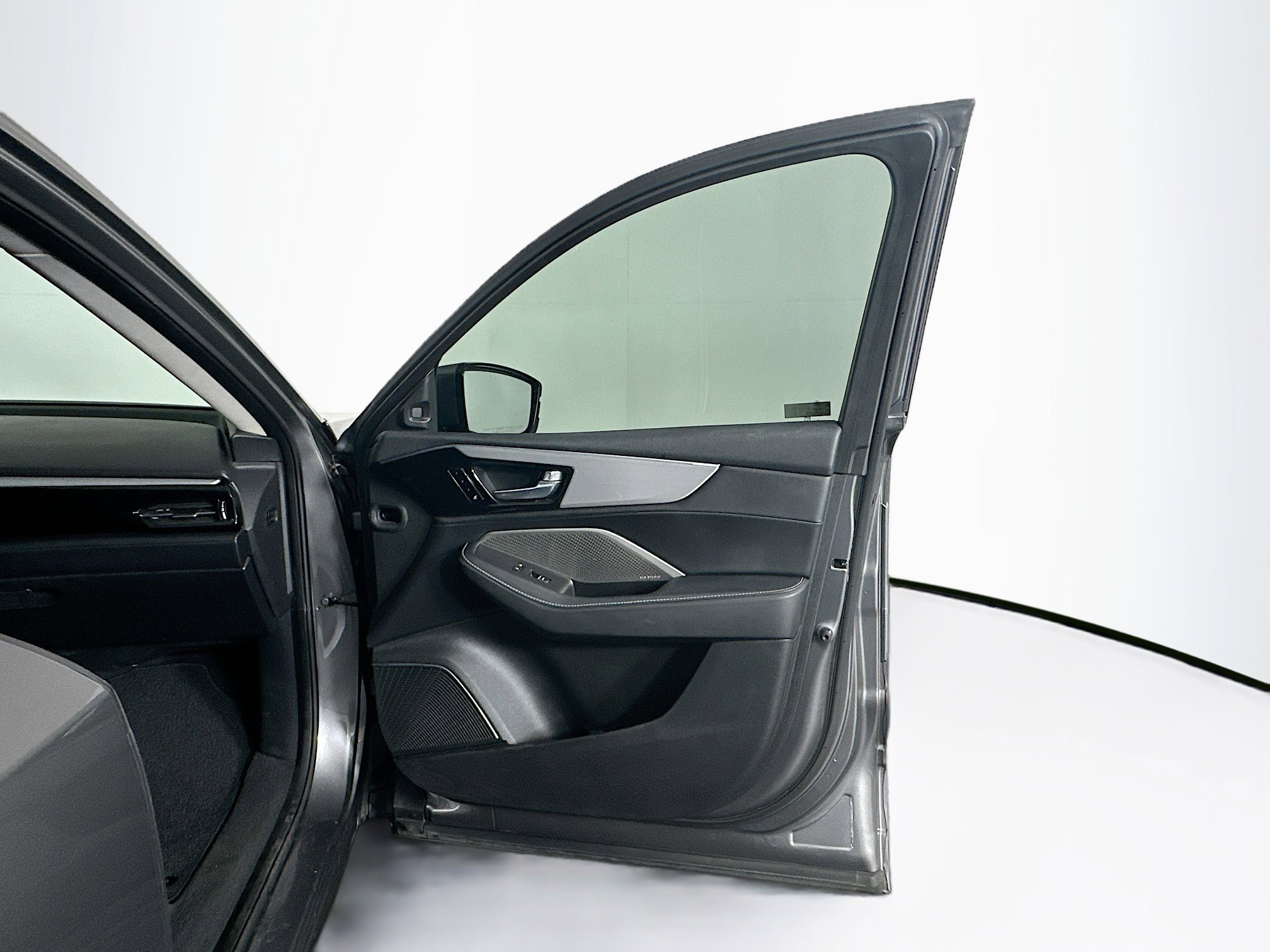 Used 2023 Acura MDX FWD w/ Technology Package image 35