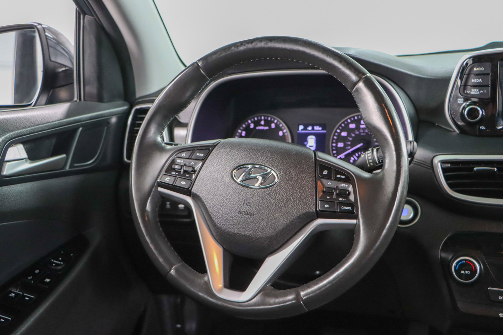 Used 2020 Hyundai Tucson Limited image 12