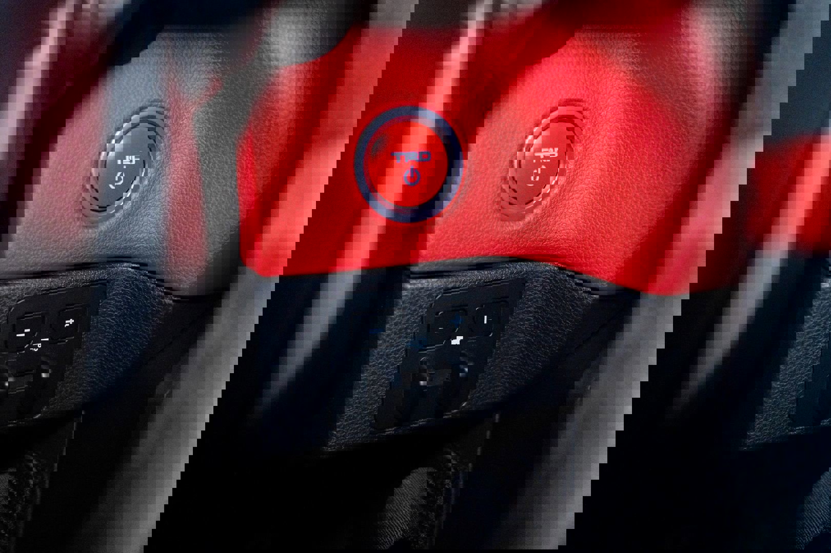 Used 2024 Toyota Sequoia TRD Pro AWD/4WD image 69