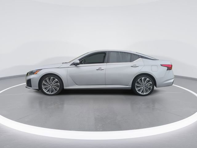 Used 2023 Nissan Altima 2.5 SL FWD image 5
