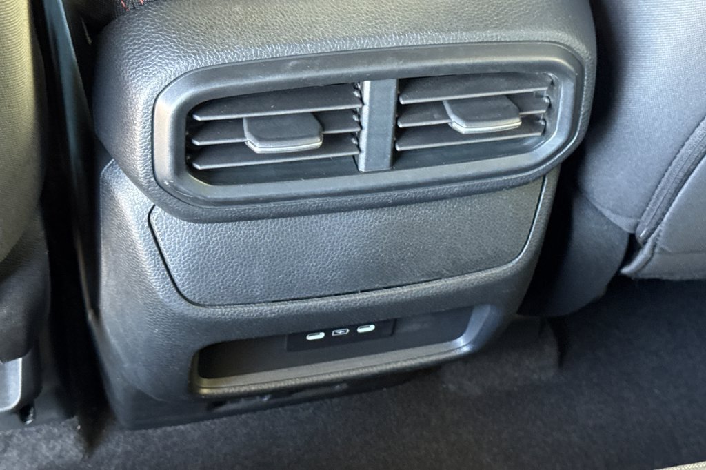 Certified 2024 Honda Pilot Sport image 16