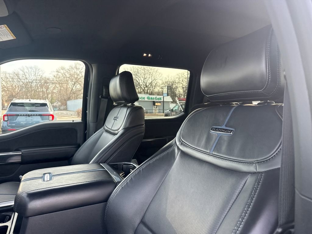 Used 2025 Ford F250 Platinum image 29