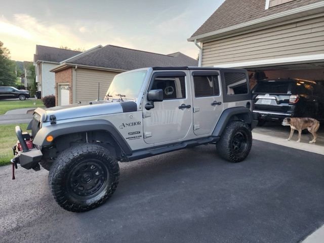 Used 2017 Jeep Wrangler Unlimited Sport image 1