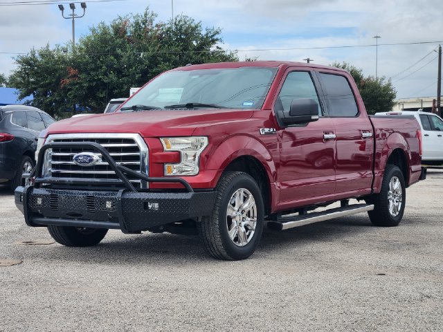 Used 2015 Ford F150 XLT w/ Equipment Group 301A Mid RWD image 3