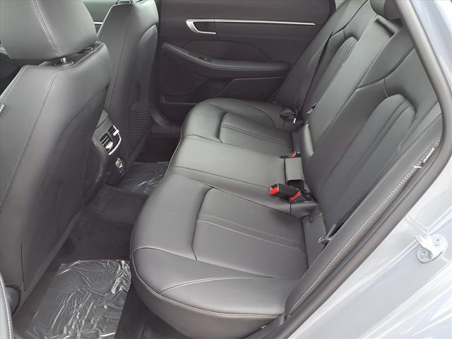 New 2025 Hyundai Sonata Limited image 13