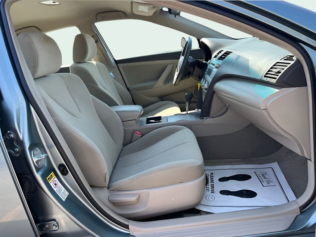 Used 2009 Toyota Camry SE FWD image 17