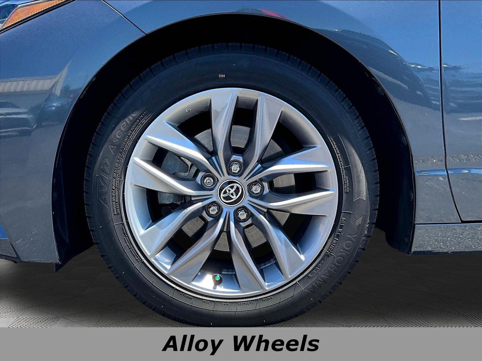 Used 2021 Toyota Avalon XLE w/ Moonroof Package FWD image 34