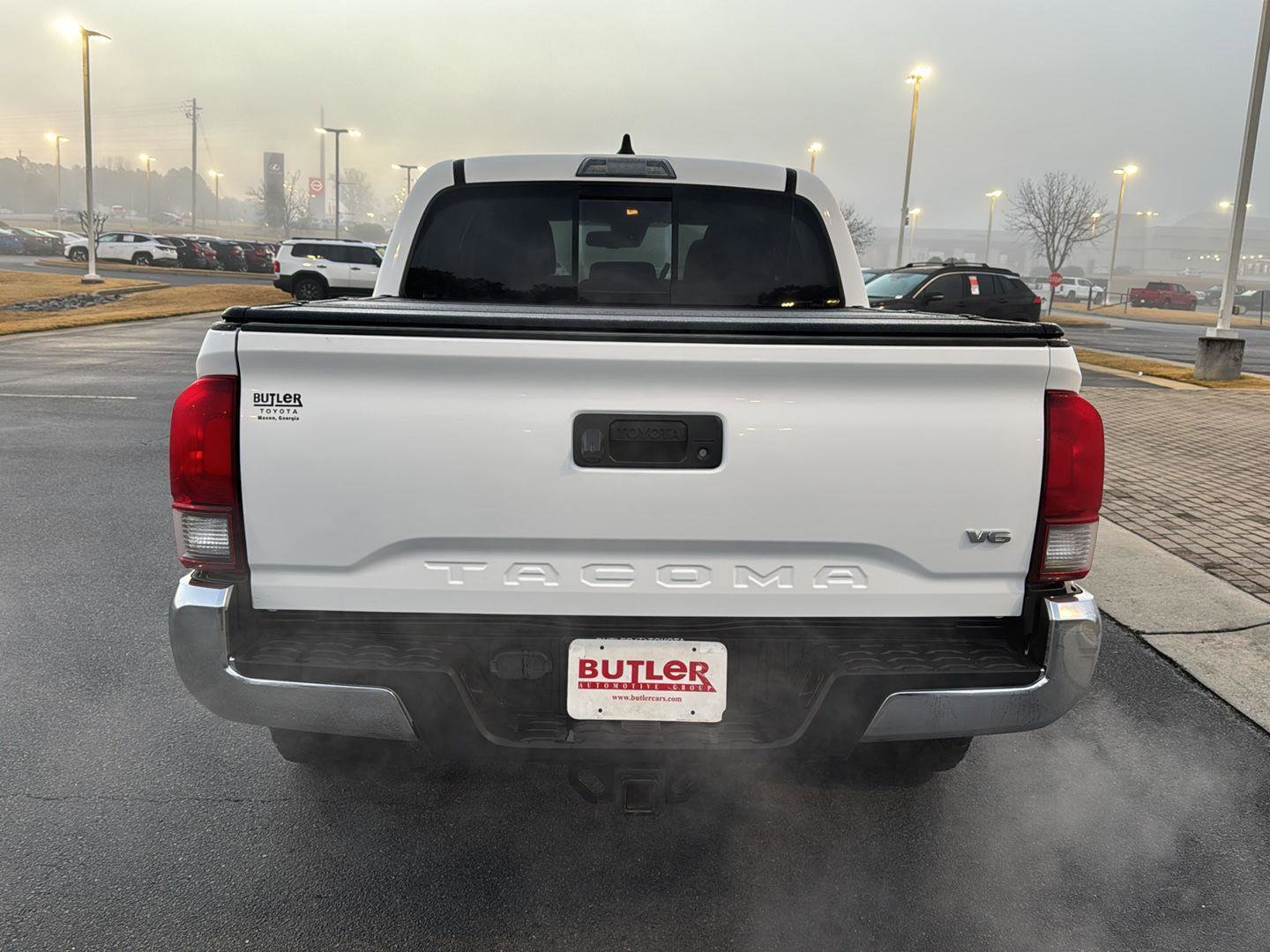 Certified 2023 Toyota Tacoma SR5 image 4