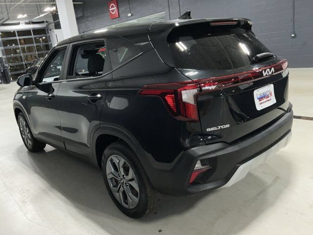 Used 2024 Kia Seltos LX AWD/4WD image 17
