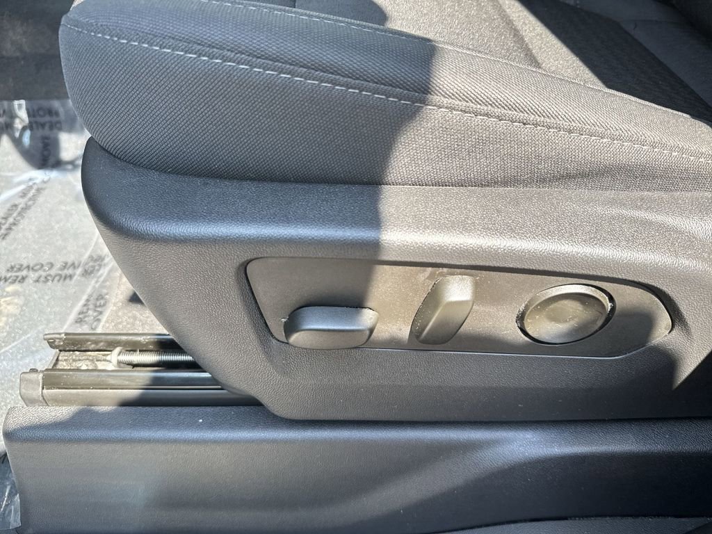 Used 2023 GMC Sierra 1500 Elevation image 14