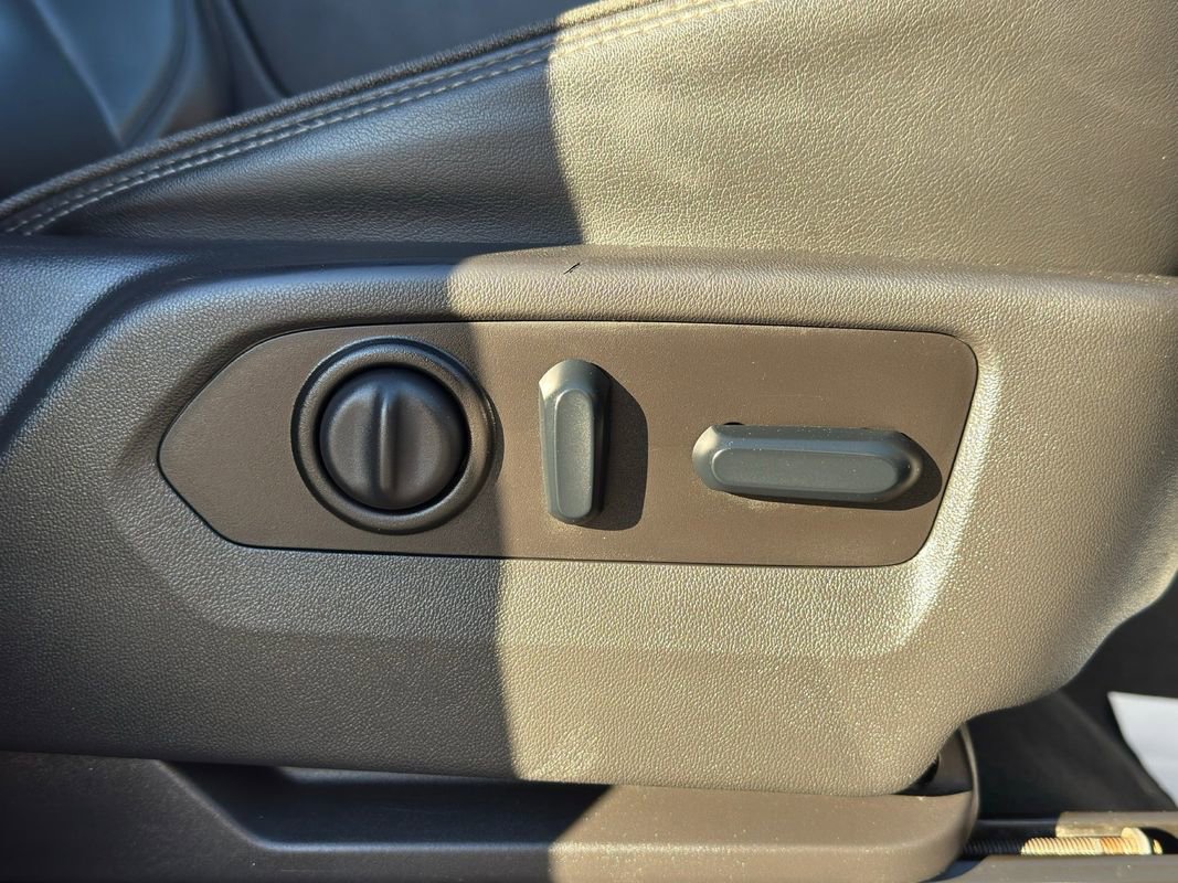 Used 2022 Chevrolet Silverado 2500 High Country image 31