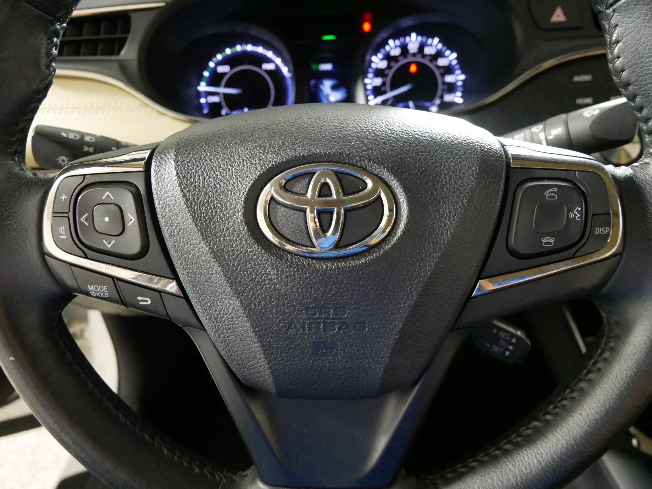 Used 2015 Toyota Avalon XLE Touring FWD image 25