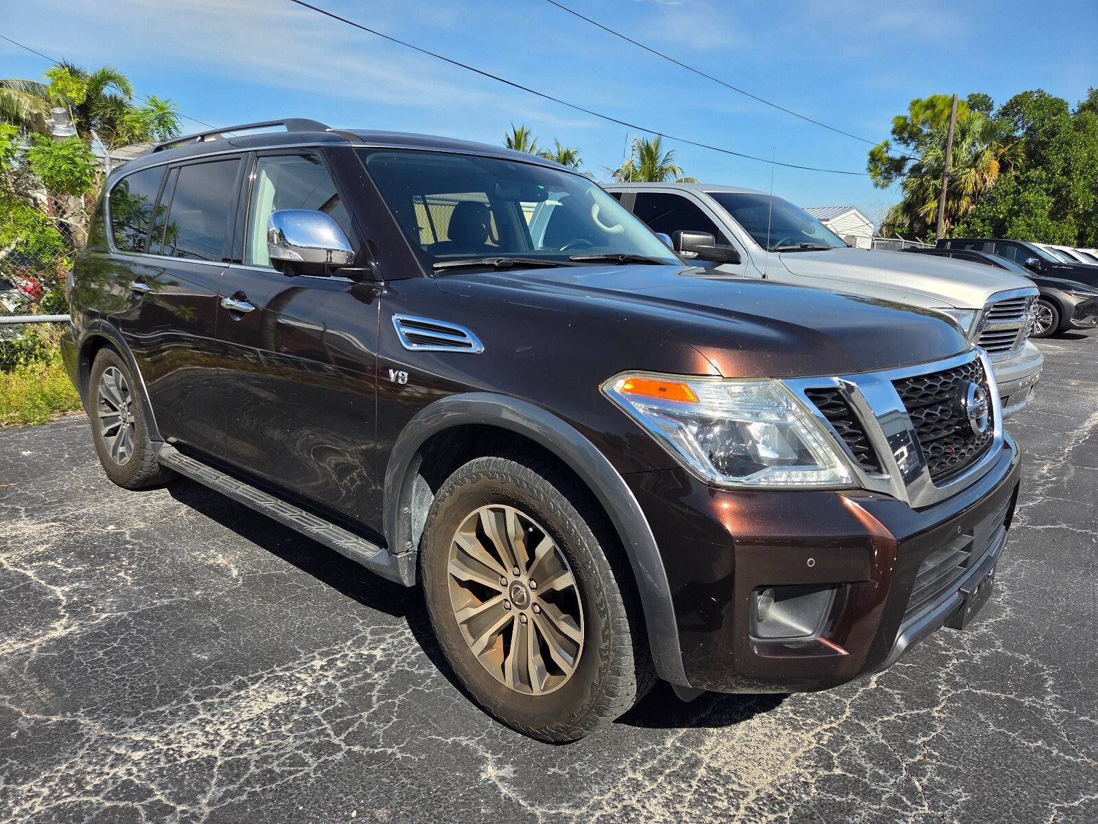Used 2020 Nissan Armada SL w/ Premium Package AWD/4WD image 3