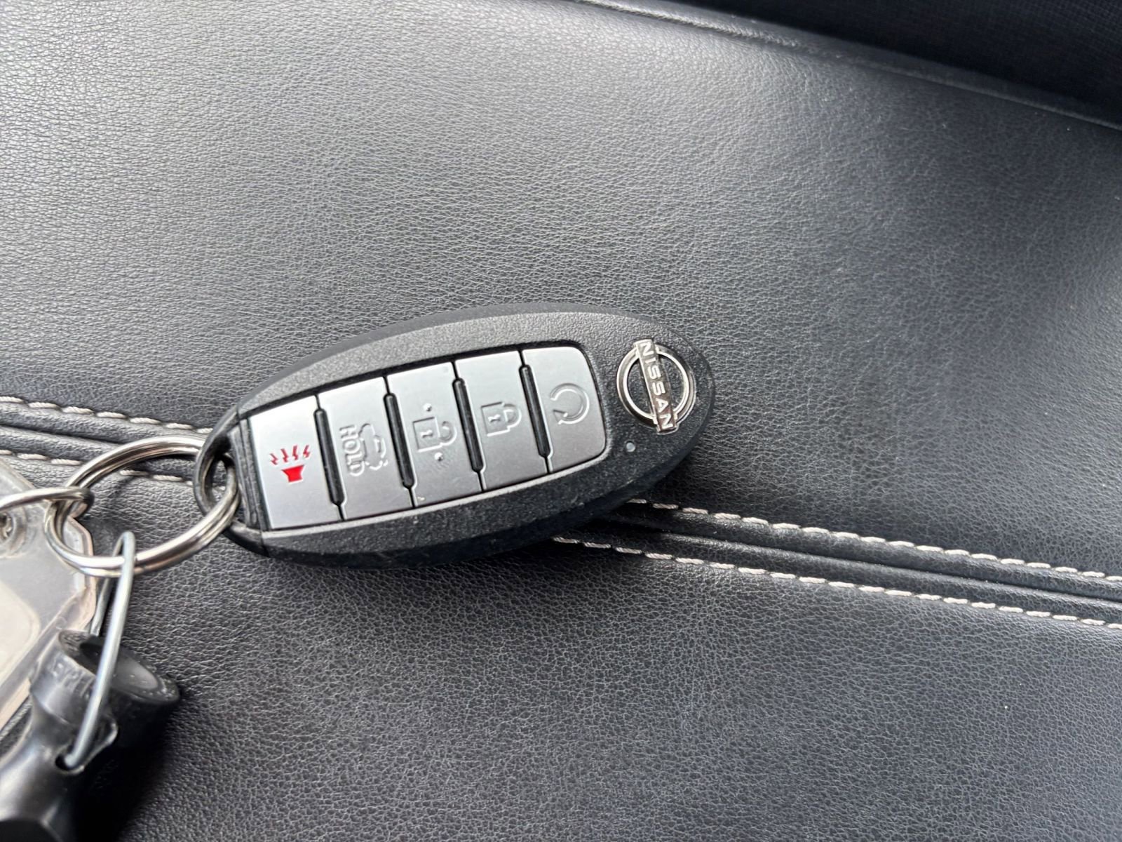Used 2025 Nissan Altima 2.5 SV FWD image 24