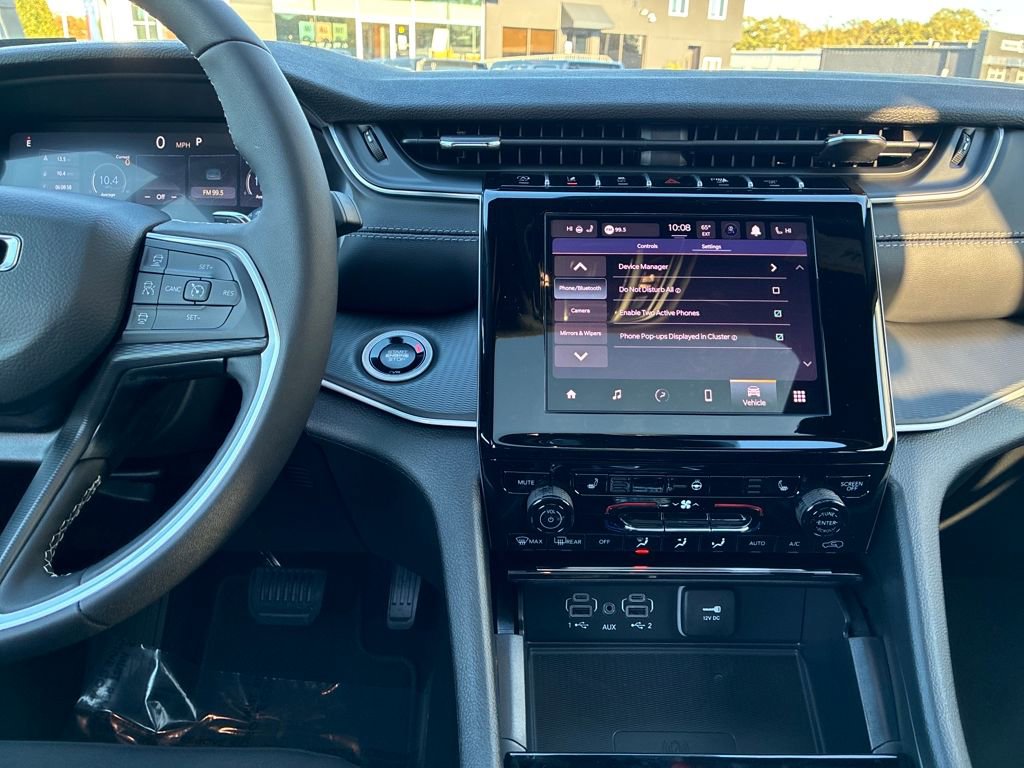 New 2025 Jeep Grand Cherokee image 17