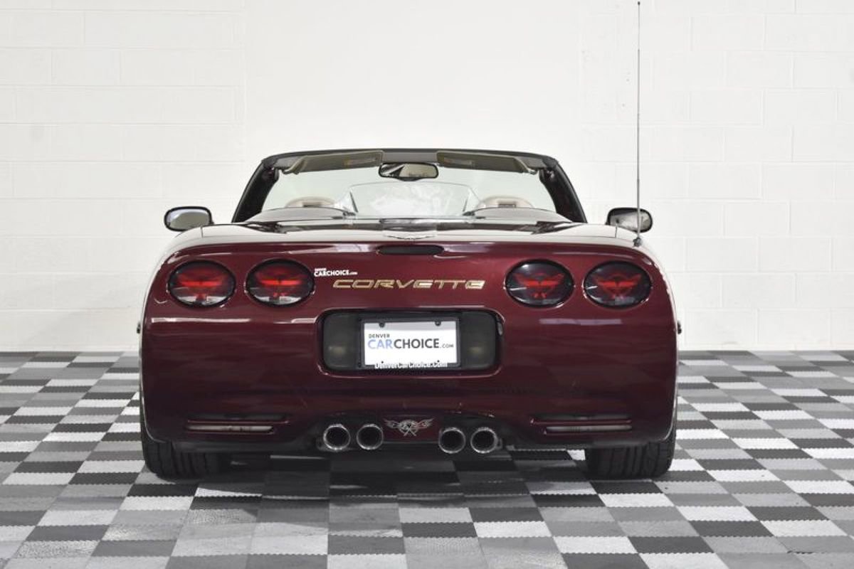 Used 2003 Chevrolet Corvette Convertible w/ Preferred Equipment Group1 image 5