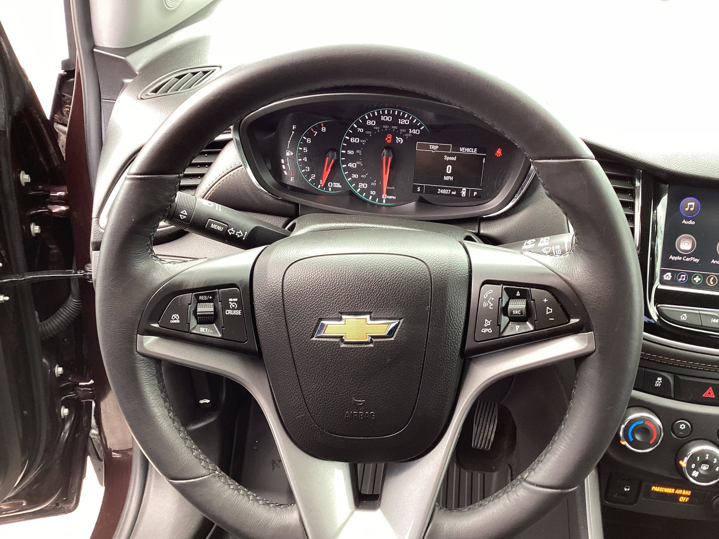 Used 2022 Chevrolet Trax LT w/ LT Convenience Package AWD/4WD image 16