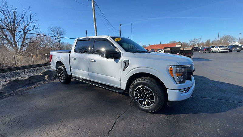 Used 2021 Ford F150 XLT w/ Equipment Group 302A High image 6