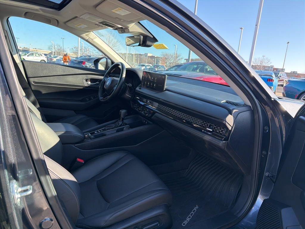 Used 2024 Honda Accord EX-L image 17