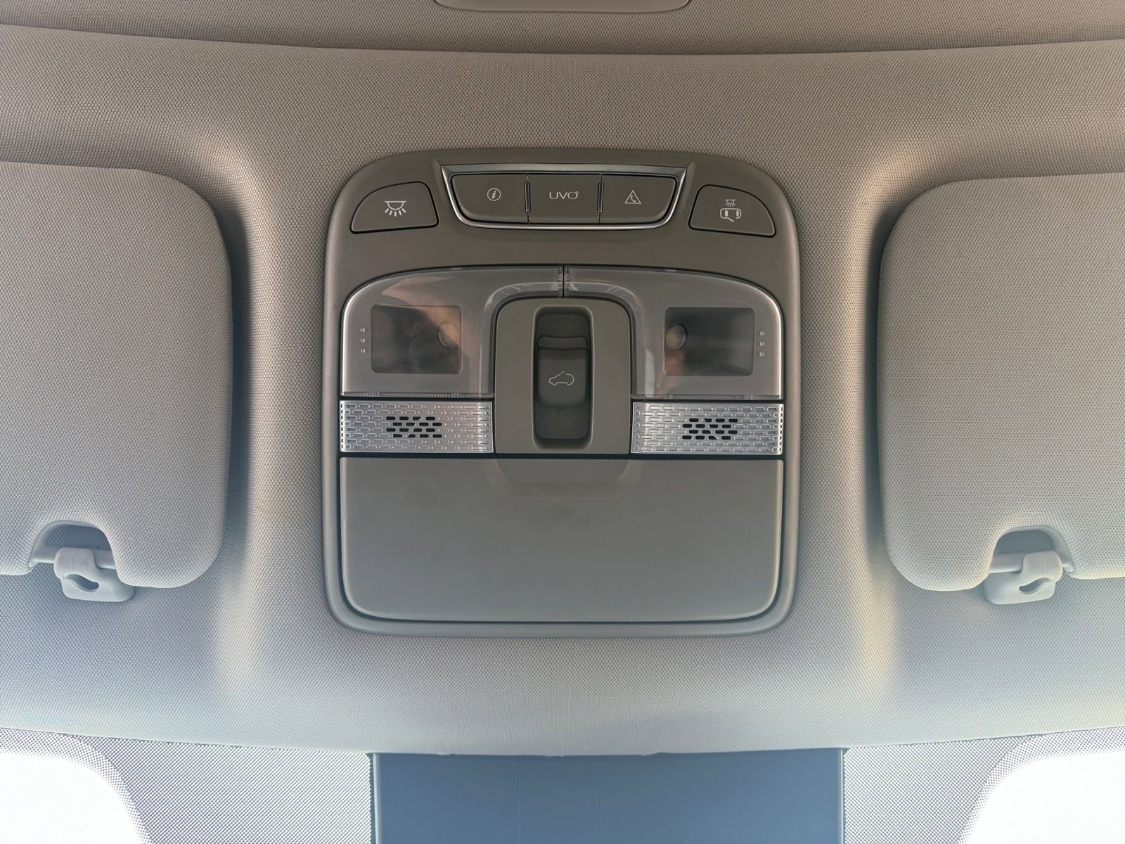 Used 2022 Kia Telluride S FWD image 24