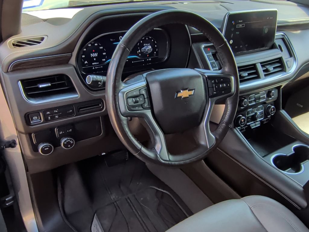 Used 2022 Chevrolet Tahoe LT w/ Luxury Package RWD image 15
